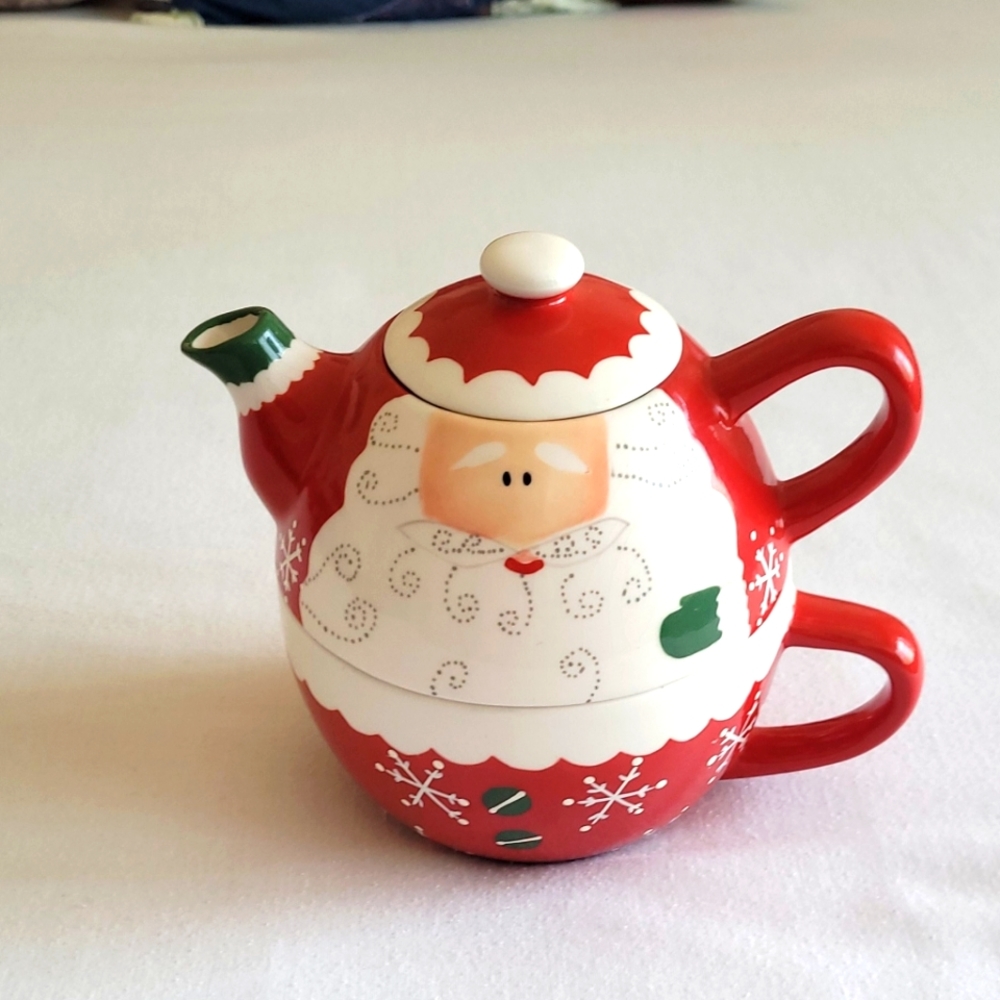 TEA POT